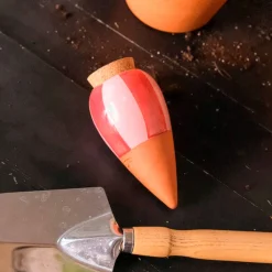 Olla hydratante Rayé rose et rouge - Vos plantes hydratées sans effort