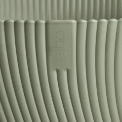 Pot d'extérieur Sereh round Vert scandinave ELHO - Déco verte prête en 1 min
